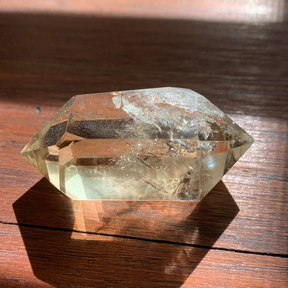 Beautiful DT Lemon Quartz Crystal from Sedona - Picture 4 of 7